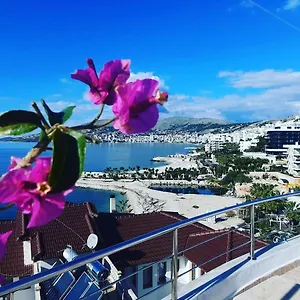 La Hotel Sarandë